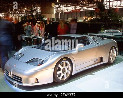 Bugatti EB110 SS auf dem Genfer Automobilsalon 1992 Stockfoto