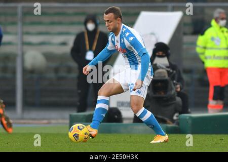 Verona, Italien. Januar 2021. Verona, Italien, Marcantonio Bentegodi Stadion, 24. Januar 2021, Stanislav Lobotka (Napoli) während Hellas Verona vs SSC Napoli - Italienische Fußball Serie A Spiel Kredit: Alessio Tarpini/LPS/ZUMA Wire/Alamy Live News Stockfoto