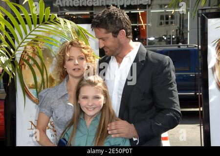 (L-R) Jodie Foster, Gerald Butler und Abigail Breslin kommen zur Weltpremiere von "Nim's Island" am Sonntag, 30,2008. März, im Grauman's Chinese Theatre in Hollywood, CA, USA. Foto von David Miller/ABACAPRESS.COM Stockfoto