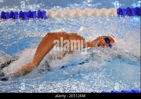 Der Franzose Alain Bernard tritt am 23. April 2008 bei den französischen Schwimmmeisterschaften 2008 in Dunkerque, Frankreich, auf der 100m-Serie der Männer an. Foto von Christophe Guibbaud/Cameleon/ABACAPRESS.COM Stockfoto