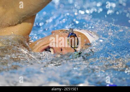 Der Franzose Alain Bernard tritt bei den französischen Schwimmmeisterschaften in Dunkerque, Frankreich, am 27. April 2008 auf 50 m Freistil bei den Männern an. Foto von Christophe Guibbaud/Cameleon/ABACAPRESS.COM Stockfoto