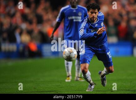 Chelsea's Michael Ballack während des UEFA Champions League Fußballspiels, Halbfinale, zweite Etappe, Chelsea gegen Liverpool auf der Stamford Bridge in London, Großbritannien am 30. April 2008. Chelsea gewann 3:2. Chelsea erreicht sein erstes Champions-League-Finale. Foto von Steeve McMay/Cameleon/ABACAPRESS.COM Stockfoto