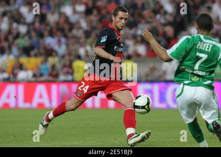PSG-Kapitän Pedro Miguel Pauleta in Aktion während der Französisch First League Soccer Spiel, Paris Saint-Germain gegen als Saint-Etienne im Parc des Princes Stadion in Paris, Frankreich am 10. Mai 2008. Das Spiel endete in einem Unentschieden von 1-1. Foto von Mehdi Taamallah/Cameleon/ABACAPRESS.COM Stockfoto