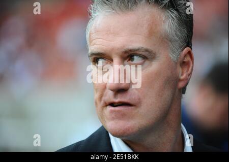 Der ehemalige Trainer und Fußballspieler Didier Deschamps nimmt am 10. Mai 2008 am französischen Fußballspiel der Ersten Liga Teil, Paris Saint-Germain gegen Saint-Etienne im Stadion Parc des Princes in Paris, Frankreich. Das Spiel endete in einem Unentschieden von 1-1. Foto von McMay Steeve/Cameleon/ABACAPRESS.COM Stockfoto