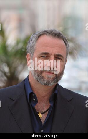 Der israelische Regisseur Ari Folman posiert am 15. Mai 2008 im Palais des Festivals in Cannes, Frankreich, für seinen Animationsfilm "Waltz with Bashir" bei den 61. Filmfestspielen in Cannes. Foto von Hahn-Nebinger-Orban/ABACAPRESS.COM Stockfoto