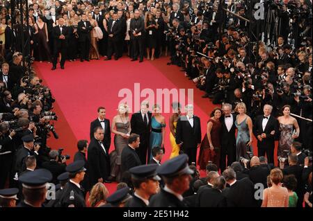 Steven Spielberg, George Lucas, Calista Flockhart, Harrison Ford, Melody Hoffman, Kate Capshaw, Karen Allen, Cate Blanchett und Shia LaBeouf bei der Ankunft im Palais des Festivals in Cannes, Frankreich, 18. Mai 2008, Für die Vorführung von Steven Spielbergs Indiana Jones und dem Königreich des Kristallschädels, die beim 61. Filmfestival in Cannes außer Konkurrenz gestellt wurden. Foto von Hahn-Nebinger-Orban/ABACAPRESS.COM Stockfoto