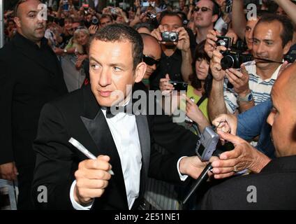 Dany Boon während der Ausstrahlung der Fernsehsendung "Le Grand Journal" auf Canal Plus am Strand von Martinez während der 61. Filmfestspiele von Cannes in Cannes, Frankreich am 21. Mai 2008. Foto von Denis Guignebourg/ABACAPRESS.COM Stockfoto