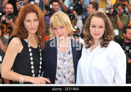 Samantha Morton, Catherine Keener und Michelle Williams posieren am 23. Mai 2008 während der 61. Internationalen Filmfestspiele von Cannes bei einer Fotoschau für 'Synecdoche New York' im Palais des Festivals in Cannes, Frankreich. Foto von Hahn-Nebinger-Orban/ABACAPRESS.COM Stockfoto