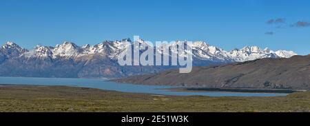 Hochauflösendes Panorama des Lago Viedma und des Nationalparks Los Glaciares, patagonien, Argentinien. Stockfoto