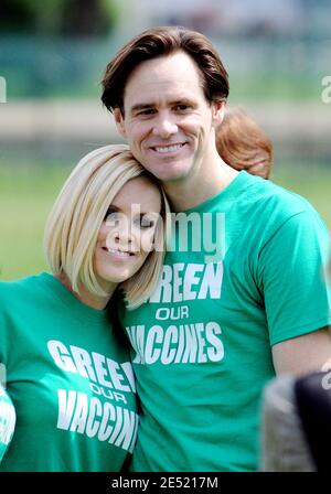 Jenny McCarthy und Jim Carrey führen die Green Unsere Impfstoffe märz auf Capitol Hill 4. Juni 2008 in Washington DC. Foto von Olivier Douliery /ABACAPRESS.COM Stockfoto