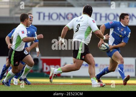 Montpelliers Francois Trinh-Duc beim französischen Top 14 Rugby Spiel, Montpellier gegen Montauban im Yves du manoir Stadion in Montpellier, frankreich am 6. Juni 2008. Montpellier gewann 12-8.Foto von Alex/Cameleon/ABACAPRESS.COM Stockfoto