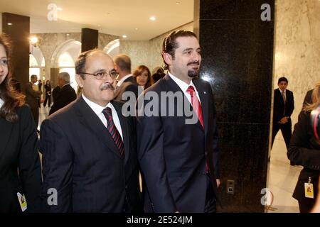 Der libanesische Mehrheitsführer Saad Hariri vor einem Mittagessen im Präsidentenpalast in Baabda, Beirut, Libanon, am 7. Juni 2008. Präsident Nicolas Sarkozy besucht den Libanon zu einem eintägigen Besuch, bei dem Führer der politischen Parteien Frankreichs zusammenkommen. Foto von Alain Benainous/Pool/ABACAPRESS.COM Stockfoto