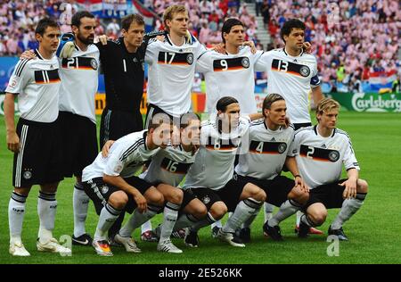 Deutsche Mannschaft während der UEFA EURO 2008, Gruppe B, Spiel Deutschland gegen Kroatien in Klagenfurt, Österreich, 12. Juni 2008. Kroatien gewann 2:1. Foto von Steeve McMay/Cameleon/ABACAPRESS.COM Stockfoto