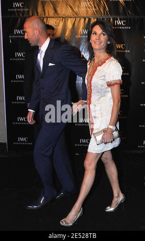 Zinedine Zidane und seine Frau Veronique nehmen am 16. Juni 2008 an der IWC-Uhrenparty im Palais de Chaillot in Paris Teil. Foto von Christophe Guibbaud/ABACAPRESS.COM Stockfoto