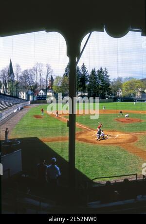 Baseball-Spiel im Doubleday Field in Coopestown, New York, die Heimat der Major League Baseball's Hall of Fame gespielt wird. Stockfoto
