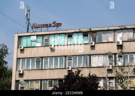 NOVI SAD, SERBIEN - 14. AUGUST 2019: Sitz der Zeitung Magyar Szo in Ujvidek. Magyar Szo ist eine serbische Zeitung in ungarischer Sprache für die h Stockfoto