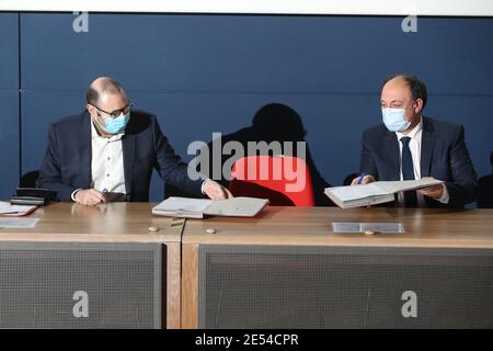 Christophe Collignon, wallonischer Minister für Kommunalverwaltung und Wohnungsbau, und Vizepräsident und Minister für Wirtschaft, Außenhandel, Re Stockfoto