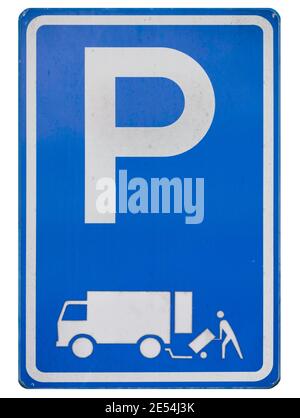 Niederländische Straßenschild: Parkplatz erlaubt für das sofortige Be- und Entladen von Waren. Isoliert auf Weiß Stockfoto