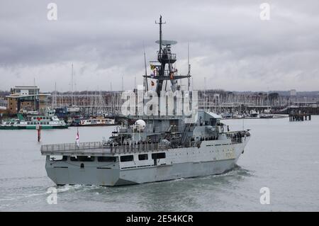 Die Royal Navy River Klasse Offshore-Patrouillenschiff HMS CLYDE (P257) kehrt nach Hause zurück, um stillgelegt zu werden Stockfoto