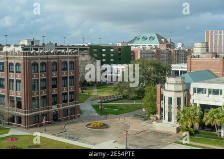 NEW ORLEANS, LA, USA - 24. JANUAR 2021: Luftaufnahme der Gebäude der Loyola Universität rund um das Peace Quad Stockfoto