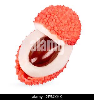 Isolierte Litschis. Eine ganze reife Litschi Frucht isolieren auf weißem Hintergrund mit Clipping-Pfad für Paket-Design. Volle Schärfentiefe. Gesundes Essen Stockfoto