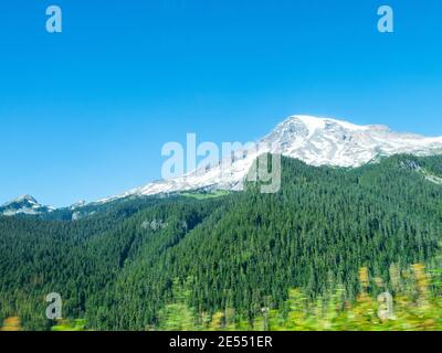 Der Mount Rainier National Park ist ein amerikanischer Nationalpark Im Südosten Pierce County und Nordosten Lewis County in Washington Staat.der Park wa Stockfoto