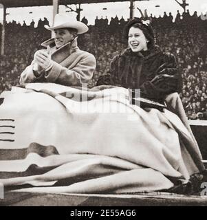 EDITORIAL NUR Prinzessin Elizabeth und der Herzog von Edinburgh, hier gesehen während ihrer Kanada-Tournee im Jahr 1951. Prinzessin Elisabeth von York, 1926 - 2022, zukünftige Elisabeth II., Königin des Vereinigten Königreichs. Prinz Philip, Herzog von Edinburgh, geboren Prinz Philip von Griechenland und Dänemark,1921- 2021. Ehemann von Königin Elisabeth II. Aus dem Vereinigten Königreich. Aus dem Königin-Elisabeth-Krönungsbuch, veröffentlicht 1953. Stockfoto