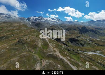 Luftaufnahme des Mont Breithorn, Monte Rosa Massiv vom Plan Maison, Cervinia, Italien. Stockfoto