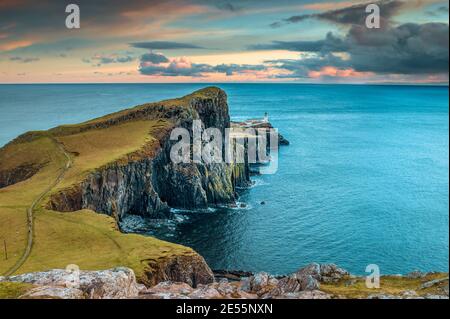 Neist Point ist ein spektakulärer Aussichtspunkt am westlichsten Punkt von Skye. Stockfoto