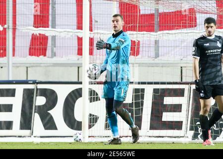 Zwickau, Deutschland. 26. Jan, 2021. firo: 01/26/2021 Fußball: Fußball: Archivfotos 3. Bundesliga-Saison 2020/21 MSV Duisburg - FSV Zwickau im Bild: Goalwart Leo Weinkauf (1, Duisburg), Gabor Krieg/PICTURE POINT/firosportphoto Quelle: dpa/Alamy Live News Stockfoto