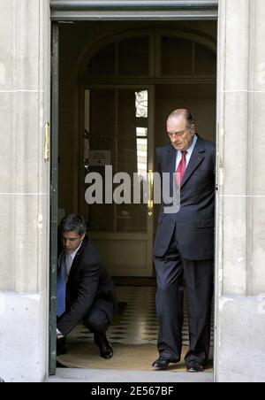 Der ehemalige französische Präsident Jacques Chirac wartet am 9. Juli 2008 auf die ehemalige Geisel, die französisch-kolumbianische Ingrid Betancourt mit ihrer Familie in Paris, Frankreich. Foto von Mousse/ABACAPRESS.COM Stockfoto