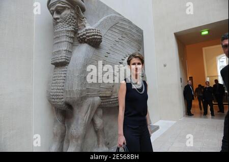 Die syrische First Lady Asma Al Assad besucht am 13. Juli 2008 das Louvre-Museum in Paris. Foto von Ammar Abd Rabbo/ABACAPRESS.COM Stockfoto
