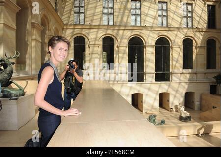 Die syrische First Lady Asma Al Assad besucht am 13. Juli 2008 das Louvre-Museum in Paris. Foto von Ammar Abd Rabbo/ABACAPRESS.COM Stockfoto