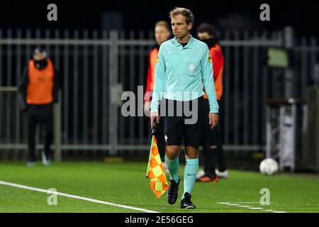 EMMEN, NIEDERLANDE - JANUAR 26: Richard Brondijk während des niederländischen Eredivisie-Spiels zwischen FC Emmen und PSV in De Oude Meerdijk am 26. Januar 2021 i Stockfoto