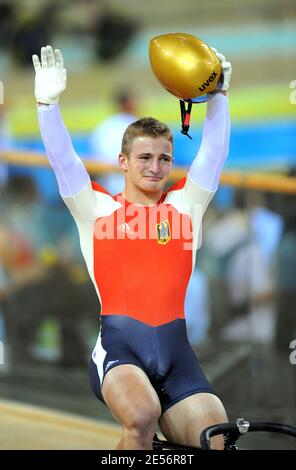 Die deutschen Rene Enders, Maximilian Levy und Stefan Nimke gewinnen am 15. August 2008 im Laoshan Velodrome in Peking, China, die Bronzemedaille im Mannschaftssprint beim Tag der Olympischen Spiele in Peking. Foto von Gouhier-Hahn-Nebinger/Cameleon/ABACAPRESS.COM Stockfoto