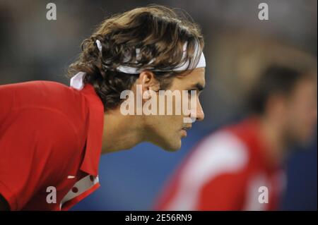 Roger Federer und Stanislas Wawrinka aus der Schweiz gegen Thomas Johansson und Simon Aspelin aus Schweden beim Doppel-Endspiel der Herren im Olympic Green Tennis Center am 8. Tag der Beijing 2008 am 16. August 2008. Die Schweiz gewann die Goldmedaille. Foto von Gouhier/Hahn/Nebinger/ABACAPRESS.COM Stockfoto