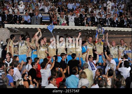 Zenit St.Petersburg feiert den Gewinn des UEFA Super Cup Finales im Stade Louis II in Monaco am 29. August 2008. Foto von Willis Baker/Cameleon/ABACAPRESS.COM Stockfoto