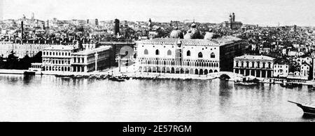 1902 , 14 juli , Venedig , ITALIEN : nach dem Einsturz des Glockenturms von San MARCO - campanile - crollo - foto storiche - Geschichte - VENEZIA - ITALIA ---- Archivio GBB Stockfoto