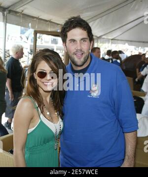 Steve-O, Maria Menounos, Matt Leinart, Michael Clark Duncan und andere Prominente besuchen die DIRECTV Celebrity Beach Bowl präsentiert von SPIKE TV in Miami, FL. Steve-O hielt sich in gewohntem Stil, um das Spiel zu Schiedsrichter. 1/07 [[mab]] Stockfoto