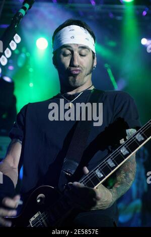 Sully Erna von Godsmack tritt in einem Konzert im Pompano Beach Amphitheater auf. Pompano Beach, Florida 5/12/07. [[FAM]] Stockfoto