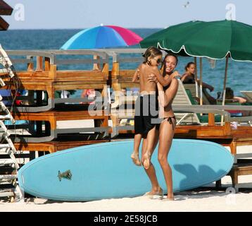 Exklusiv!! Boris Becker, Freundin Sharlly Kerssenberg und Sohn Elias verbringen Zeit in Miami Beach, Florida 07. [[mab]] Stockfoto