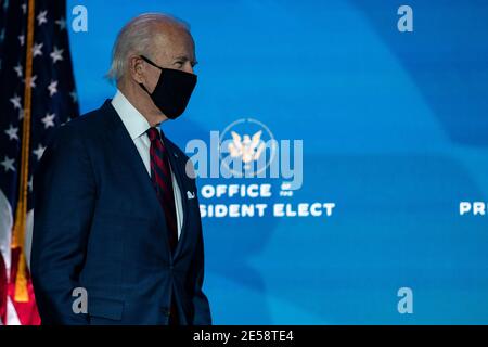 DER DESIGNIERTE US-Präsident Joe Biden kommt am Queen Theatre an, bevor er am 19. Dezember 2020 in Wilmington, Delaware, sprach.- der designierte US-Präsident Joe Biden hat heute mehrere wichtige Kandidaten für die Regierung bekannt gegeben. Quelle: Alex Edelman/The Photo Access Stockfoto