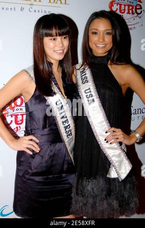 Criss Angel, Miss USA Rachel Smith, Miss Universe Riyo Mori und Larry King nehmen an der Rock for the Cure 2007 Teil, die vom Nevada Cancer Institute in Mandalay Bay in Las Vegas, NV, veranstaltet wird. 11/15/07. [[cas]] Stockfoto