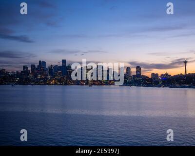 Der Blick auf die Innenstadt von Seattle vom Gas Works Park. Stockfoto