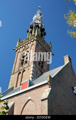 Nahaufnahme des Speeltoren (Carillon Tower) in Edam, Nordholland, Niederlande Stockfoto