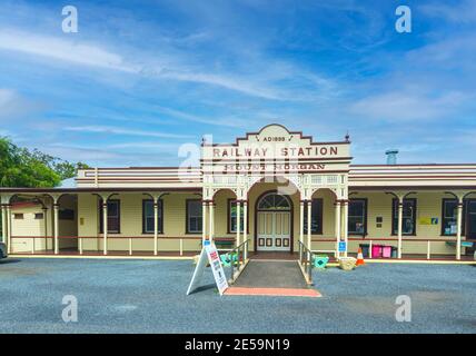 Historischer Bahnhof Mount Morgan, erbaut 1898, heute Mt Morgan Railway Museum, Queensland, QLD, Australien Stockfoto