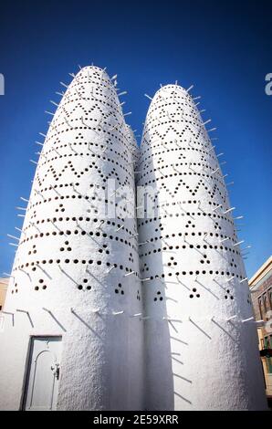 Weiße Vögel Türme in Katara Kulturdorf in Doha, Katar Stockfoto