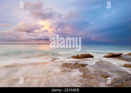 Sonnenuntergang Scape entlang der Küste in Cronulla Stockfoto