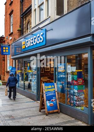 Greggs Bakery - Greggs Cafe und Bäckerei Lebensmittelgeschäft in Felixstowe UK Stockfoto