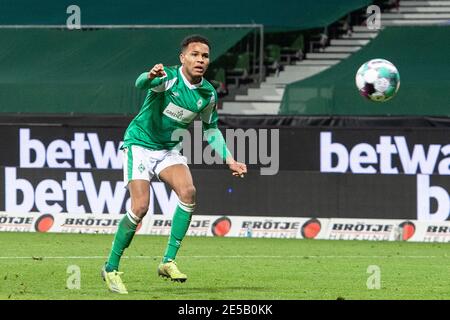 Felix AGU (HB) erzielt das Tor zu 2:0, Torschuss; Fußball 1. Bundesliga, 16. Spieltag, SV Werder Bremen (HB) - FC Augsburg (A) 2:0, am 16. Januar 2021 in Bremen. Die DFL-Vorschriften verbieten die Verwendung von Fotos als Bildsequenzen und/oder quasi-Video weltweit Stockfoto